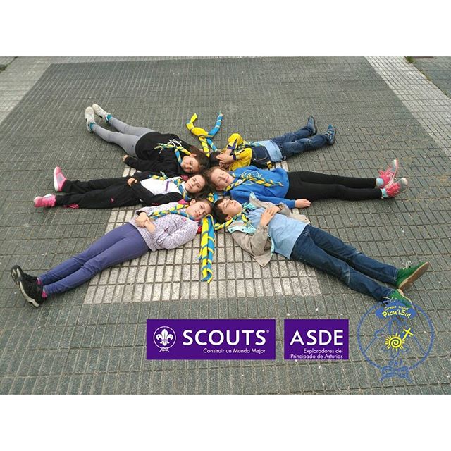 Twitter : @scout_es (ASDE Scouts España)