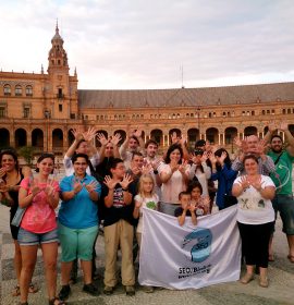 Miembros del grupo local SEO-Sevilla( Plaza de España)