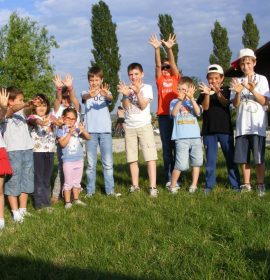 Dall’#emilia per festeggiare #Natura2000Day! Fate anche voi il gesto della farfalla con le vostre mani e pubblicate la vostra foto sul sitowww.natura2000day.org aiuterete a proteggere la Rete Natura 2000